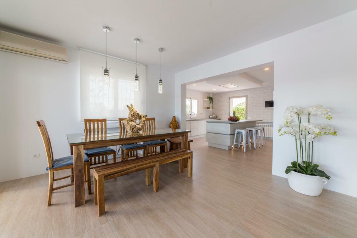 Villa Can Raes San Rafael De Sa Creu Zewnętrze zdjęcie